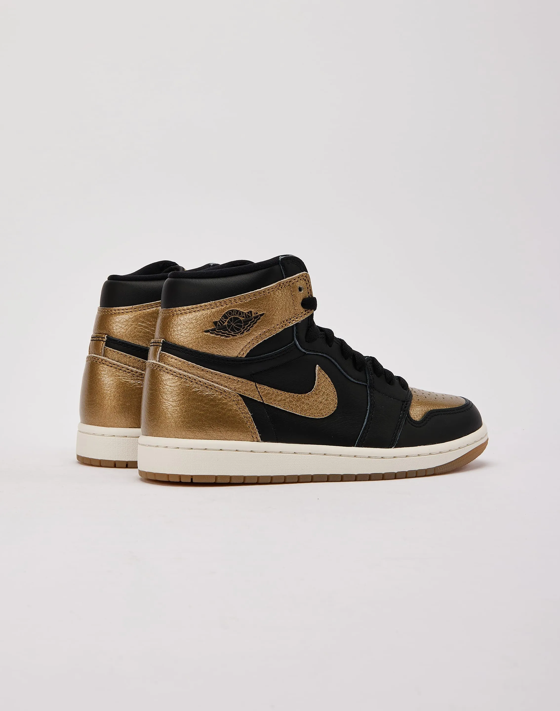 Jordan Air Jordan 1 Retro High OG ‘Black And Gold’ Grade-School